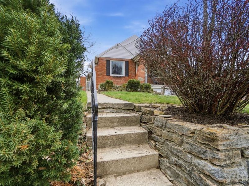 6408 Girard Avenue, Cincinnati, OH 45213 Photo 4