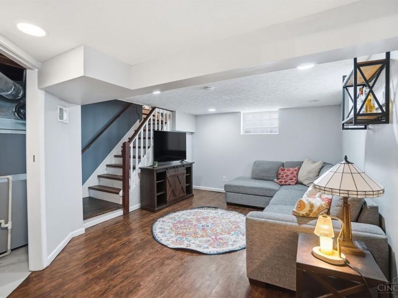 6408 Girard Avenue, Cincinnati, OH 45213 Photo 40