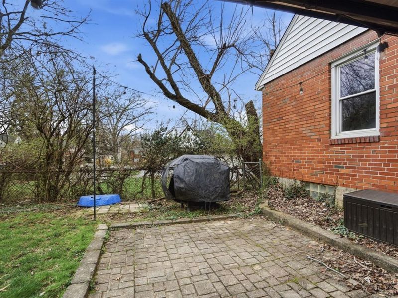 6408 Girard Avenue, Cincinnati, OH 45213 Photo 56