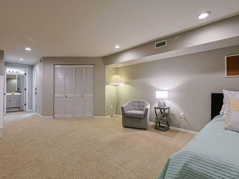 9966 Timbers Drive, Blue Ash, OH 45242 Photo 24