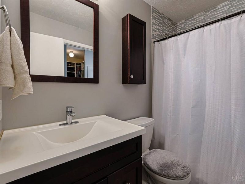 9966 Timbers Drive, Blue Ash, OH 45242 Photo 27