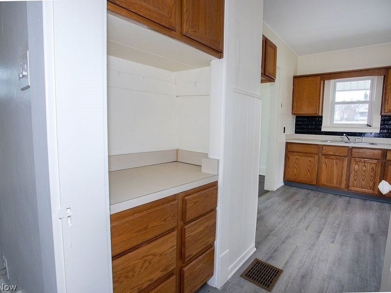 24 Sexton Street , Struthers, OH 44471 Photo 15