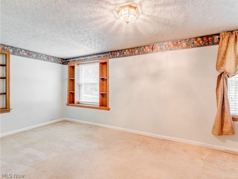 2740 Chelsea Drive , Akron, OH 44312 Photo 14