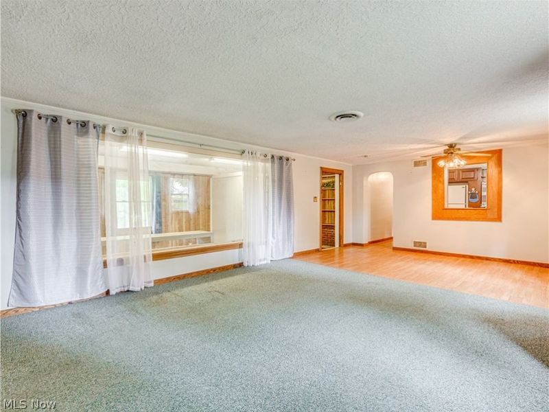 2740 Chelsea Drive , Akron, OH 44312 Photo 5