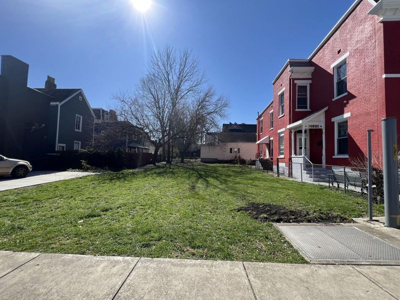 25 E 20th Street, Covington, KY 41014 Photo 1