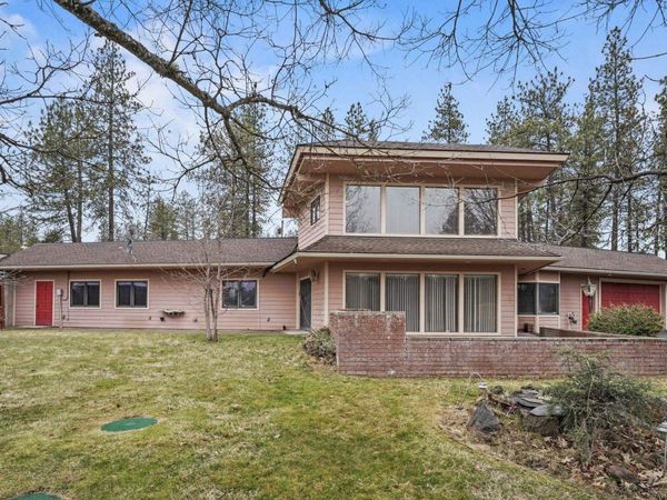 15709 S Cheney Spokane Rd, Cheney, WA 99004