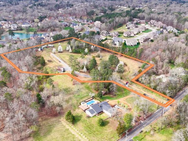 8794 Pine Ridge Rd , Ooltewah, TN 37363