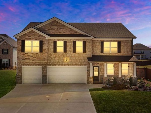 458 Blue Juniper Circle, Loganville, GA 30052