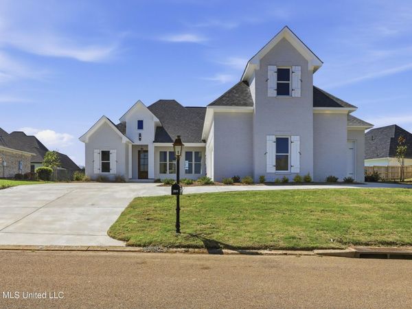 201 Northshore Way, Madison, MS 39110