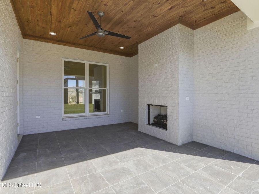 Property Image 58