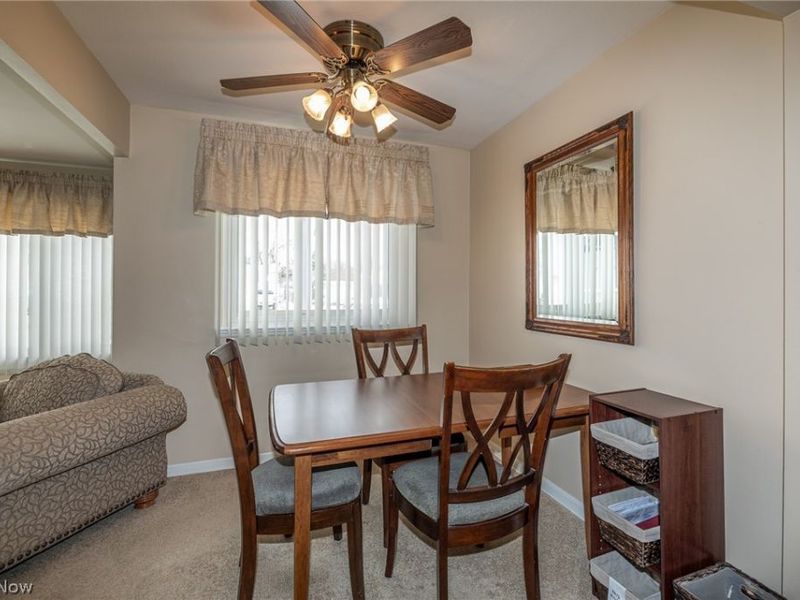 9913 Manorford Drive, Parma Heights, OH 44130 Photo 11