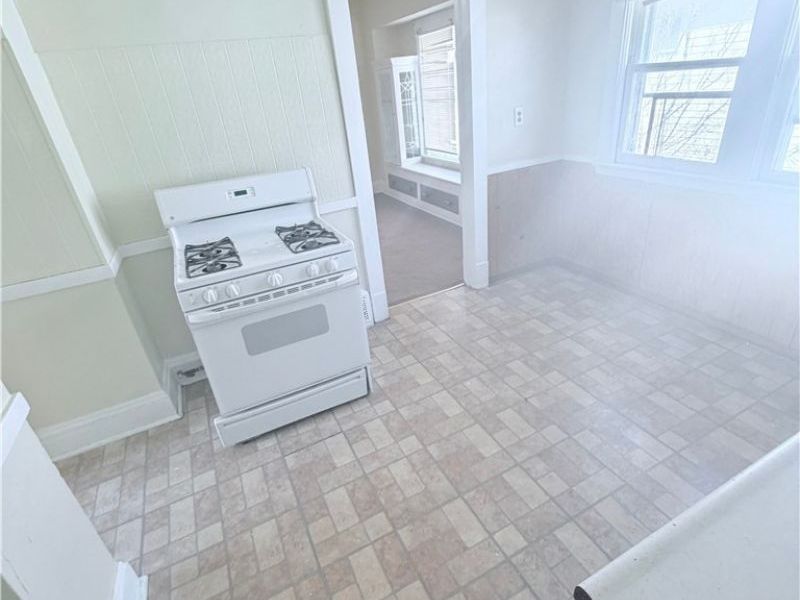 3395 W 100th Street, Unit UP, Cleveland, OH 44111 Photo 13