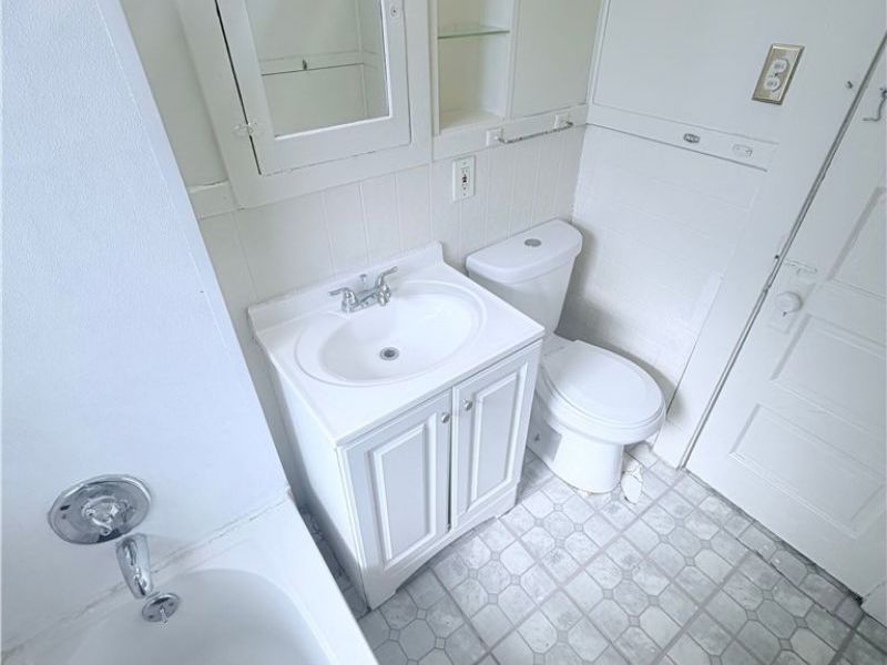 3395 W 100th Street, Unit UP, Cleveland, OH 44111 Photo 6