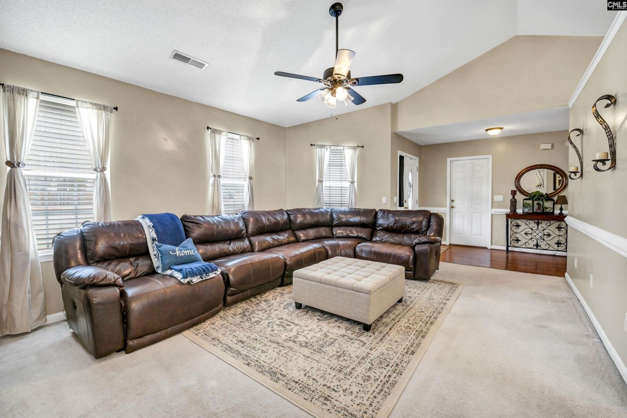 48 Smokewood Drive  Photo 12