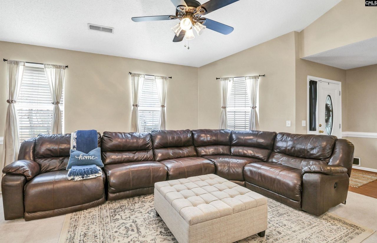 48 Smokewood Drive  Photo 13