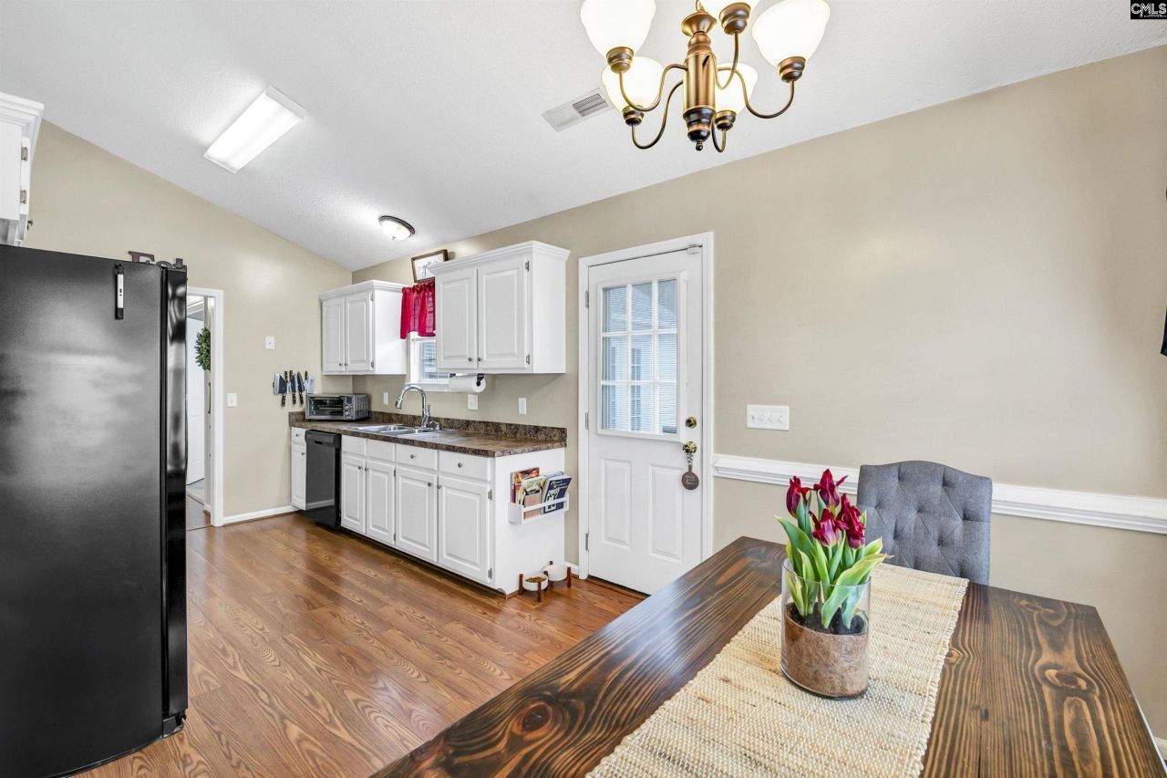 48 Smokewood Drive  Photo 17