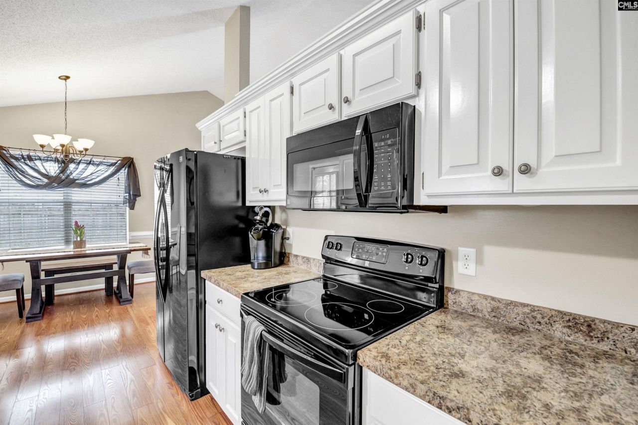 48 Smokewood Drive  Photo 21