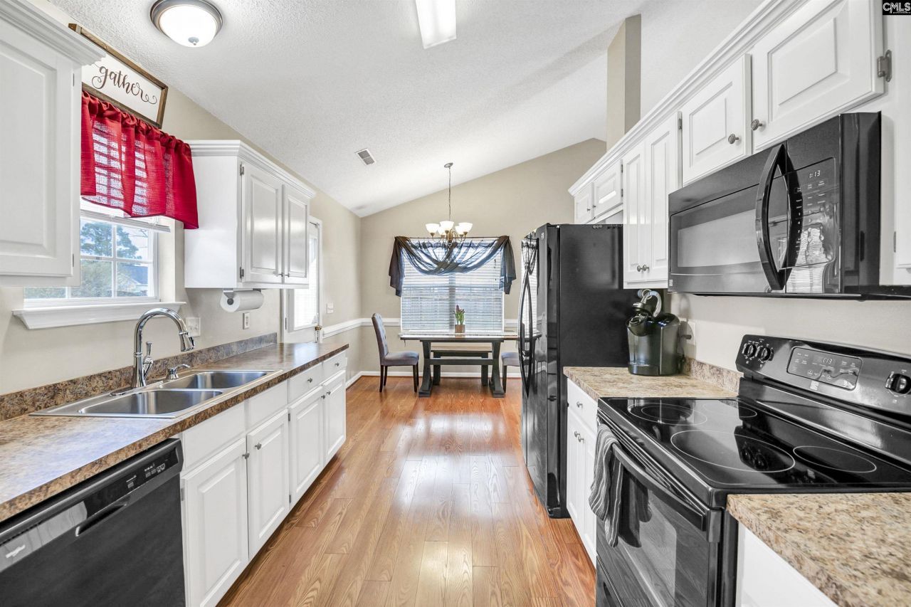 48 Smokewood Drive  Photo 22