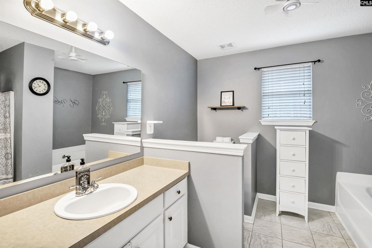 48 Smokewood Drive  Photo 31