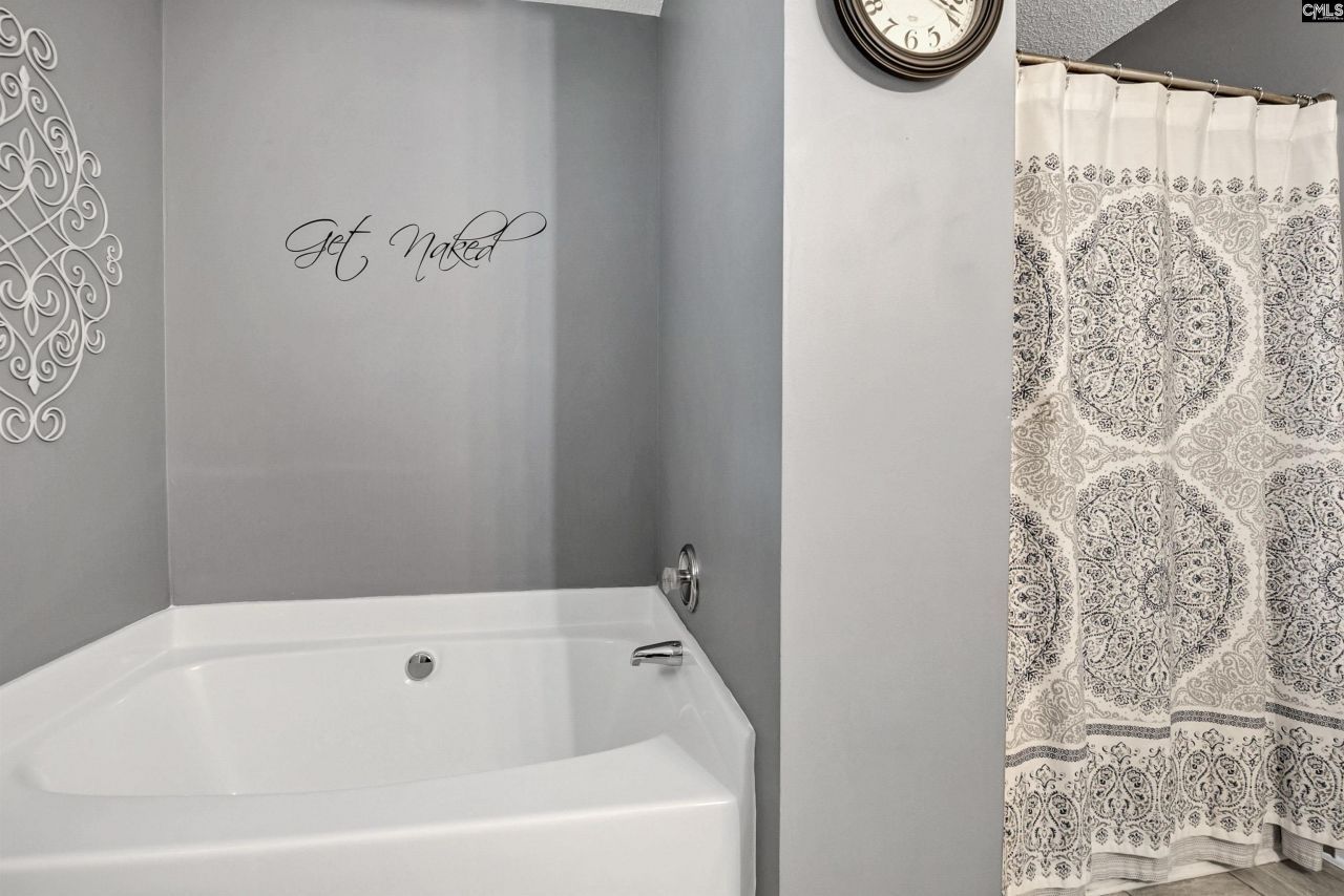 48 Smokewood Drive  Photo 32