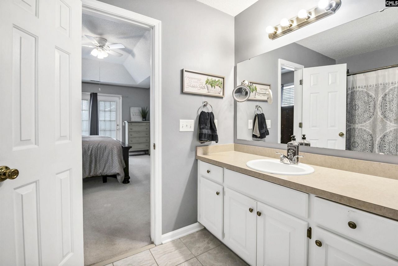 48 Smokewood Drive  Photo 34