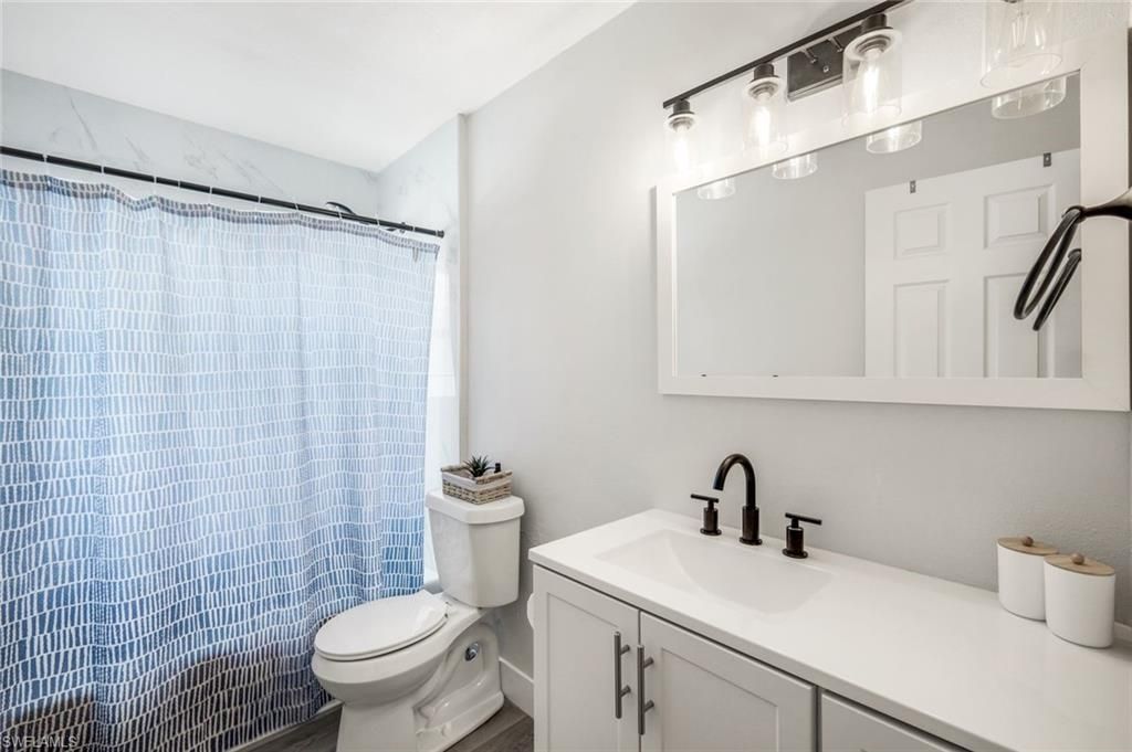 942 Narcissus St , North Fort Myers, FL 33903 Photo