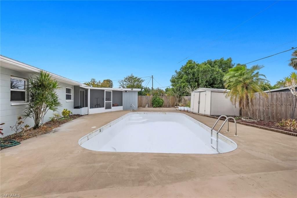 942 Narcissus St , North Fort Myers, FL 33903 Photo