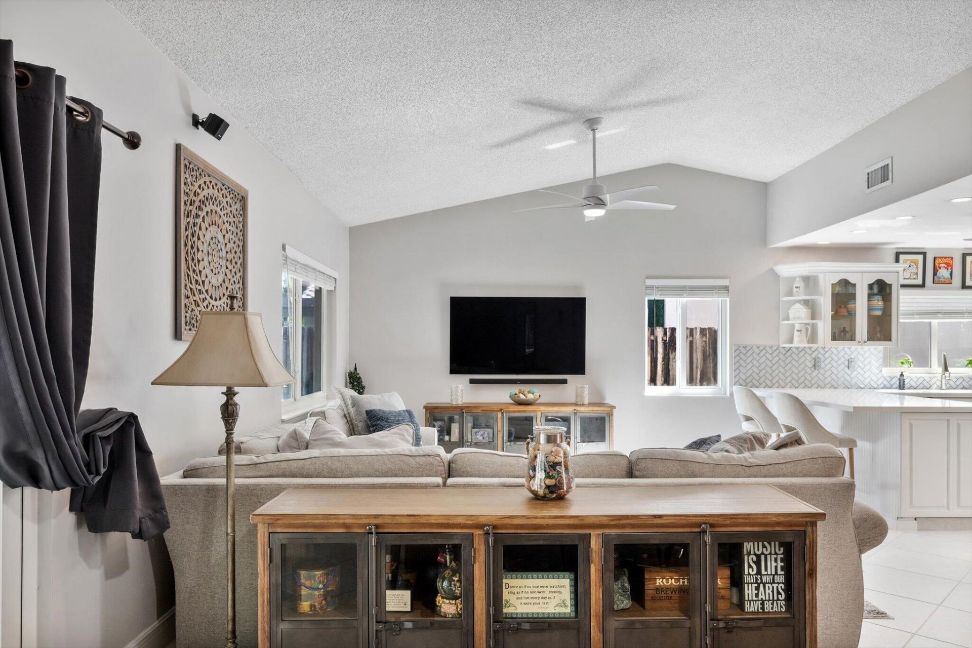 15541 Dover Court, Davie, FL 33331 Photo