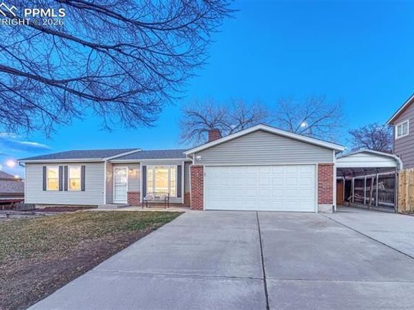 6627 Charter Drive, Colorado Springs, CO 80918