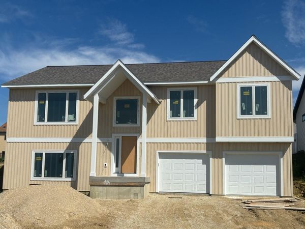 2651 Century Pine Lane NE, Rochester, MN 55906