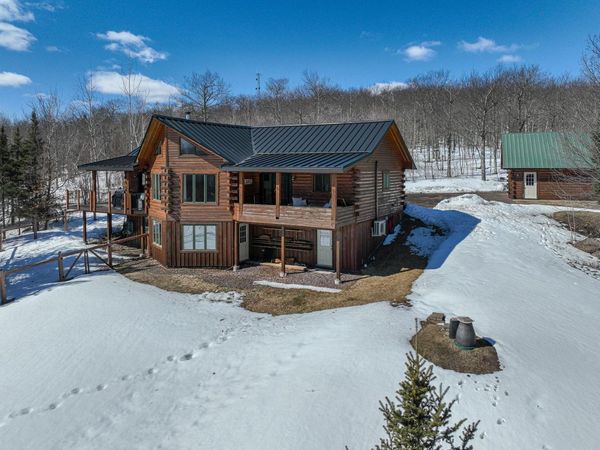 7001 Olson Road, Two Harbors, MN 55616