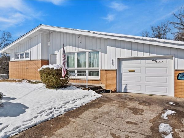 800 Ridge Ave, Charleroi, PA 15022