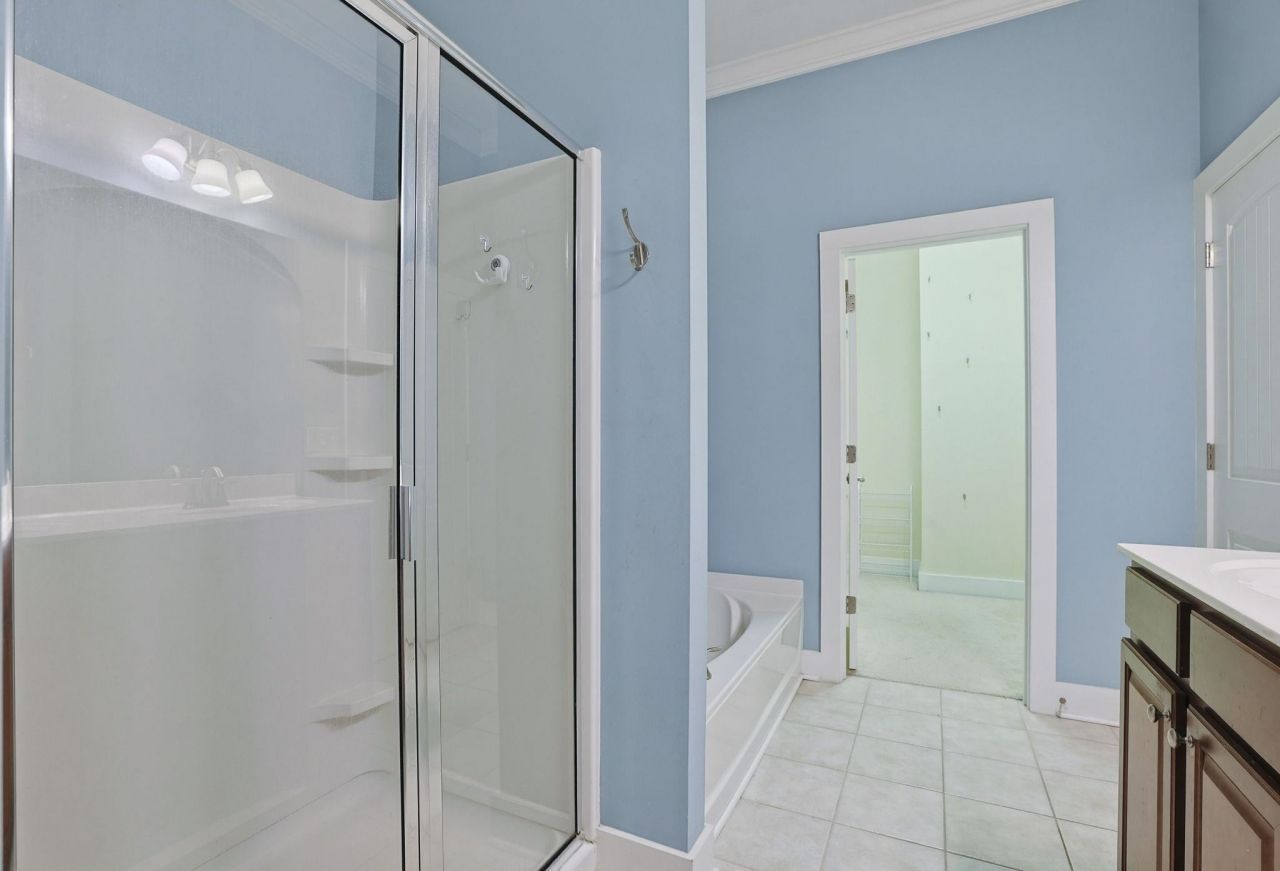 1516 Waverly Ave.  Photo 17