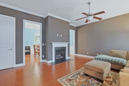 1516 Waverly Ave.  photo 4