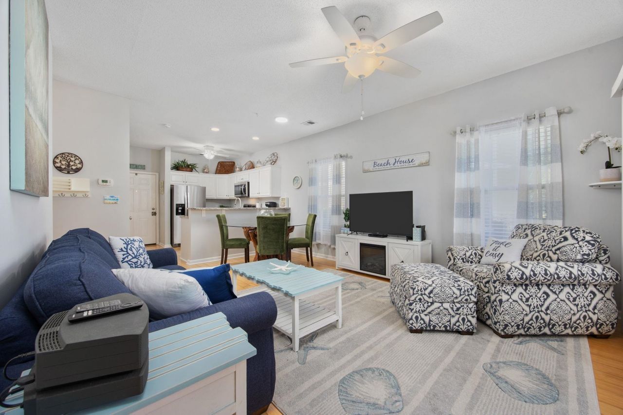 2000 Cross Gate Blvd. Photo 8