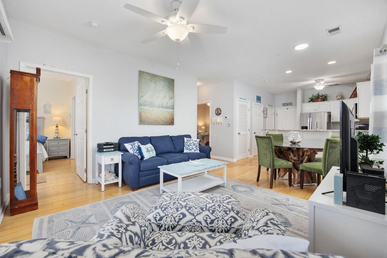 2000 Cross Gate Blvd. Photo 9