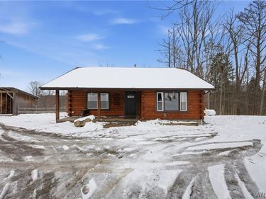 4704 Town Line Road, Delevan, NY 14042