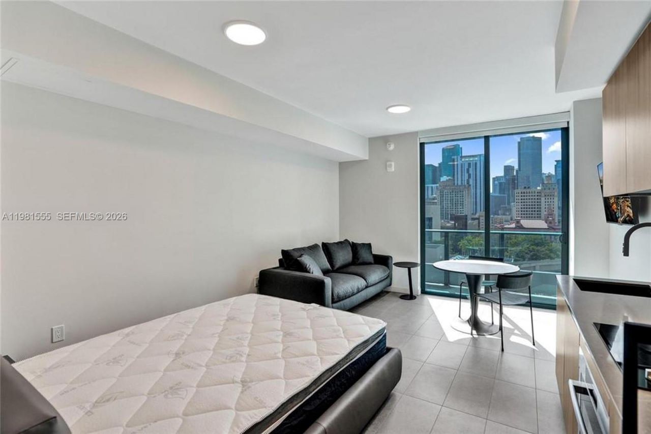 121 NE 5 St , Unit 801B, Miami, FL 33132 Photo