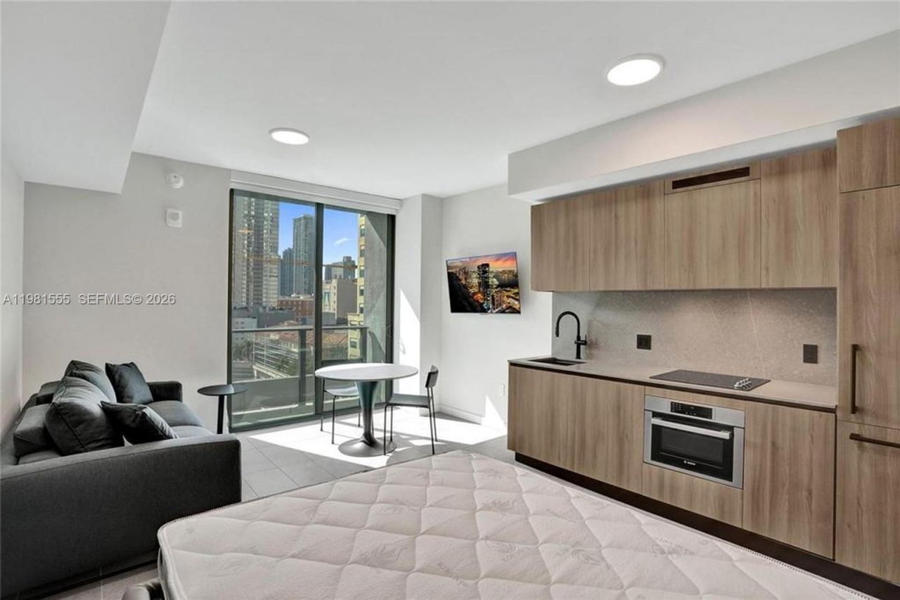 121 NE 5 St , Unit 801B, Miami, FL 33132 Photo