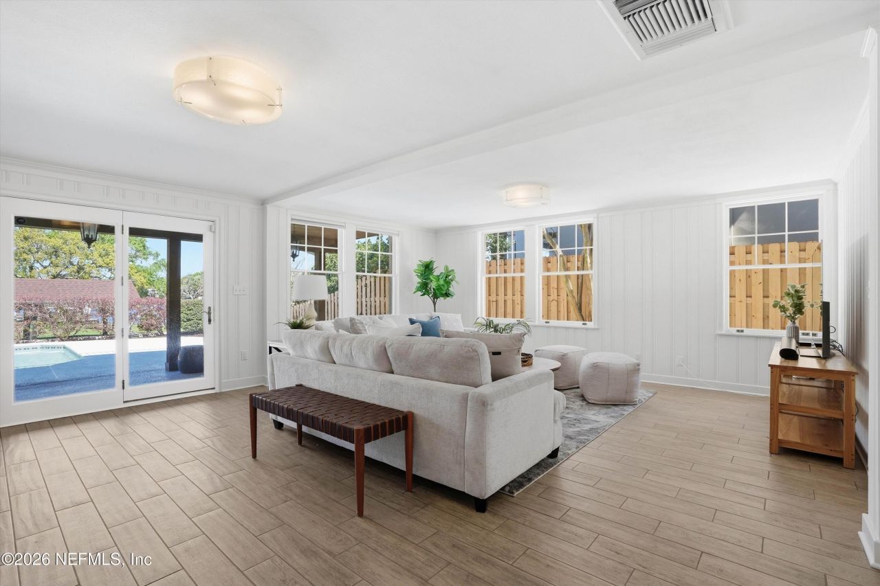 833 Sorrento Road, Jacksonville, FL 32207 Photo