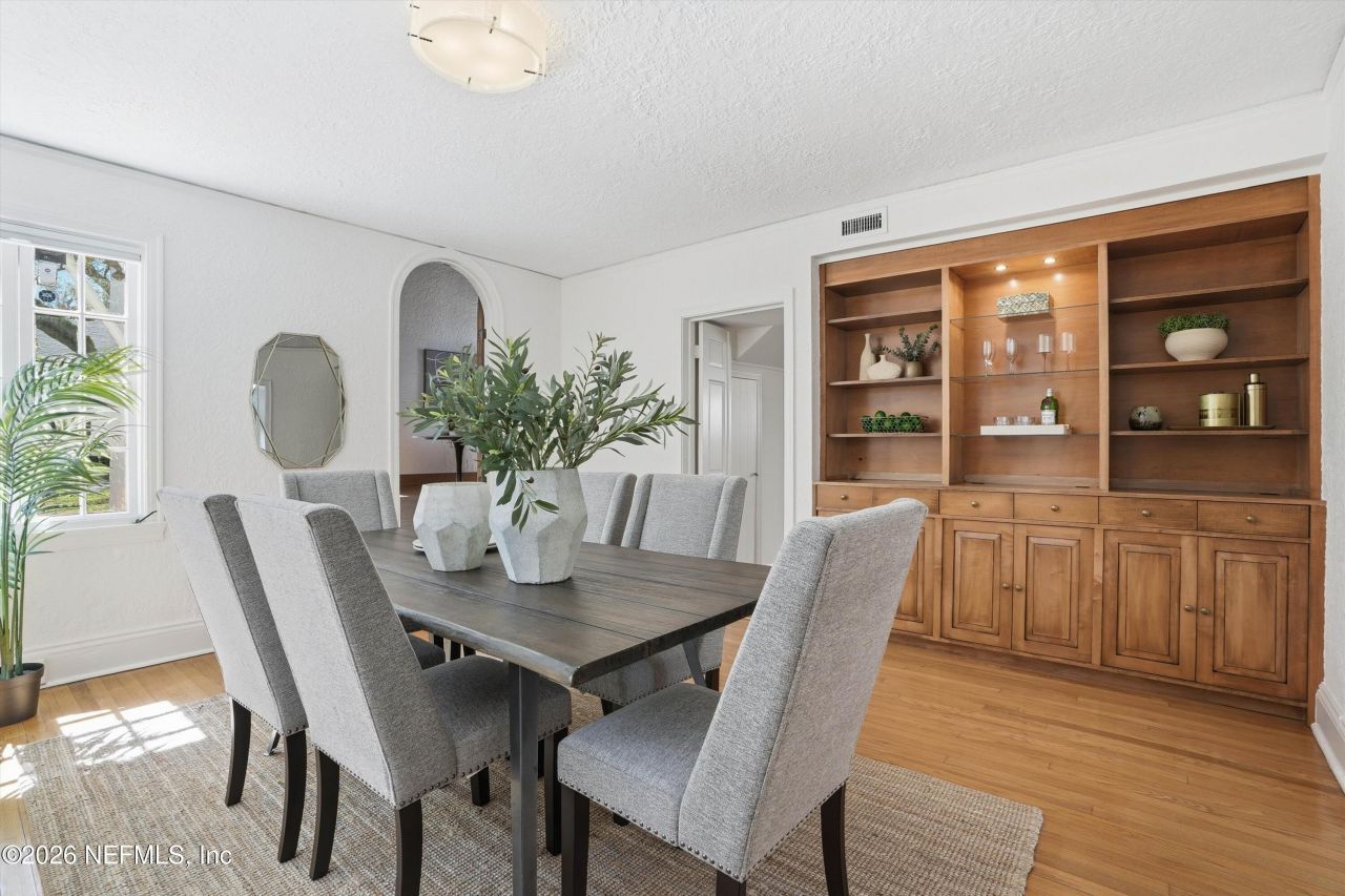 833 Sorrento Road, Jacksonville, FL 32207 Photo