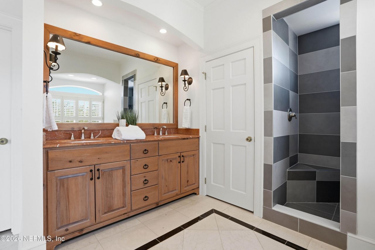 833 Sorrento Road, Jacksonville, FL 32207 Photo