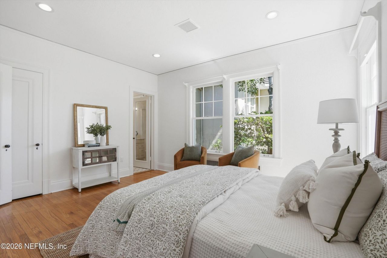 833 Sorrento Road, Jacksonville, FL 32207 Photo