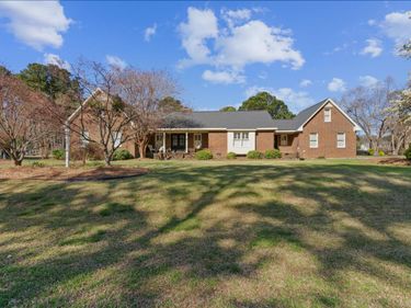 4801 Country Club Drive N, Wilson, NC 27896