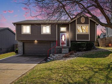 11631 Monroe Street , Omaha, NE 68137