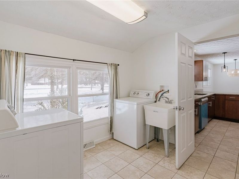 4290 Brainard Road, Orange, OH 44022 Photo 12