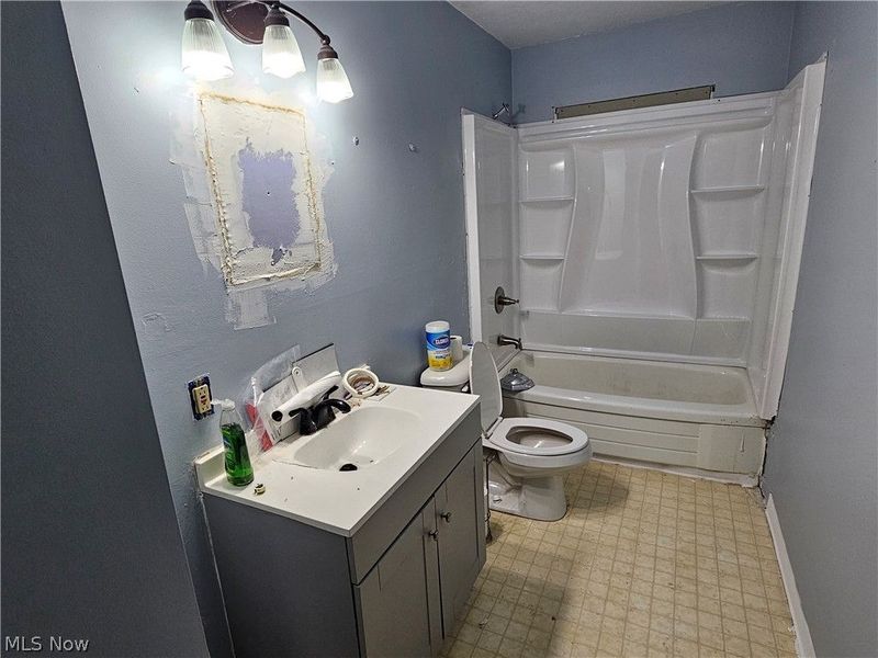 1506 Nevada Avenue , Lorain, OH 44052 Photo 13