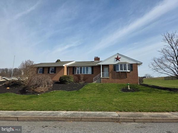24 RIVERVIEW DRIVE, MIDDLETOWN, PA 17057