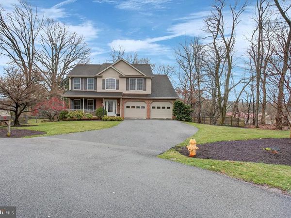 312 CHESTNUT CIRCLE , SHIPPENSBURG, PA 17257