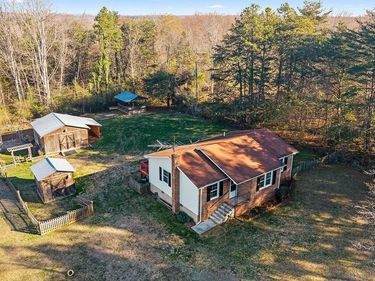 968 Mud Street, Concord, VA 24538